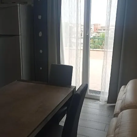 Casa Paradise Attico * Nettuno